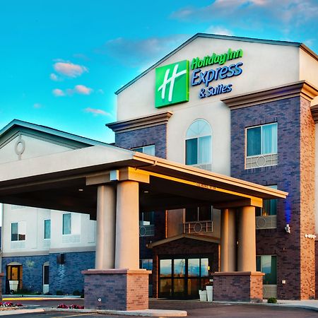 Holiday Inn Express Hotel & Suites Sheldon By Ihg Екстер'єр фото